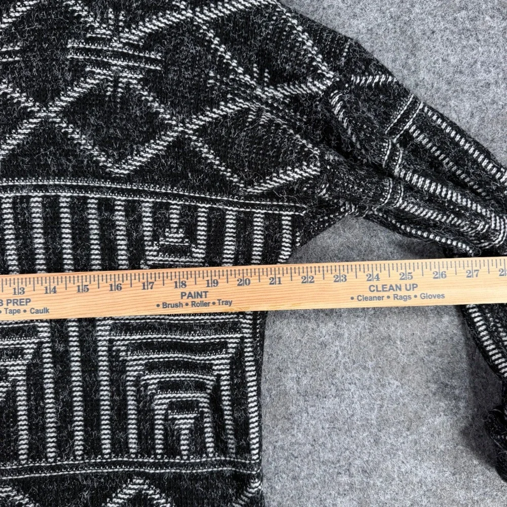 New Era Sweaters Men's M Black White Geometric Knit Pullover Crewneck Made USA